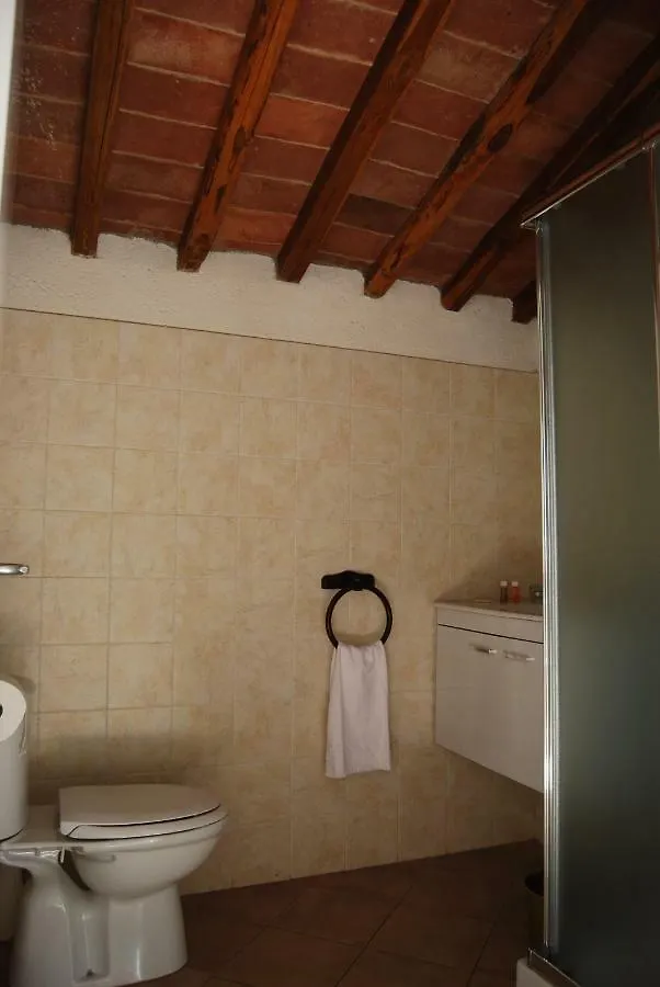 Villa Sara Suvereto Farm stay